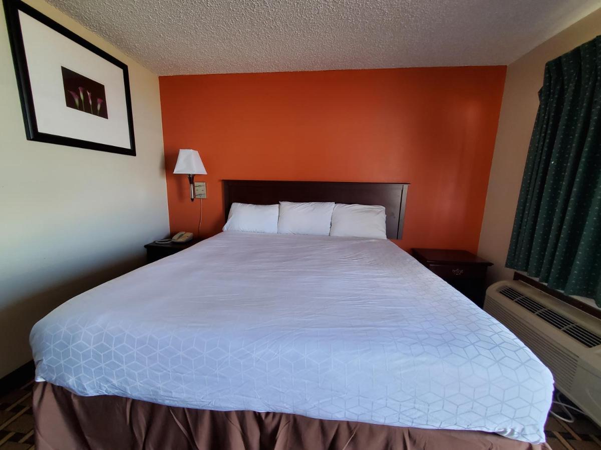 Relax Inn Henryetta エクステリア 写真