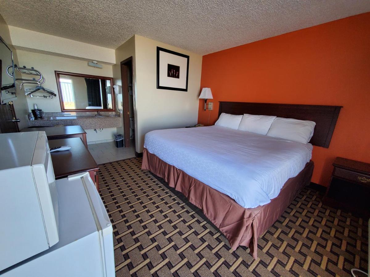 Relax Inn Henryetta エクステリア 写真