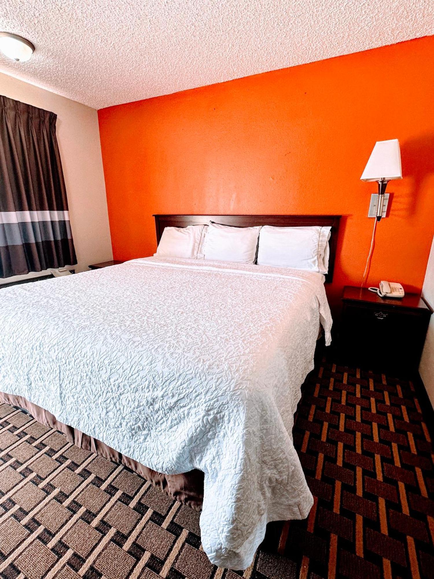 Relax Inn Henryetta エクステリア 写真