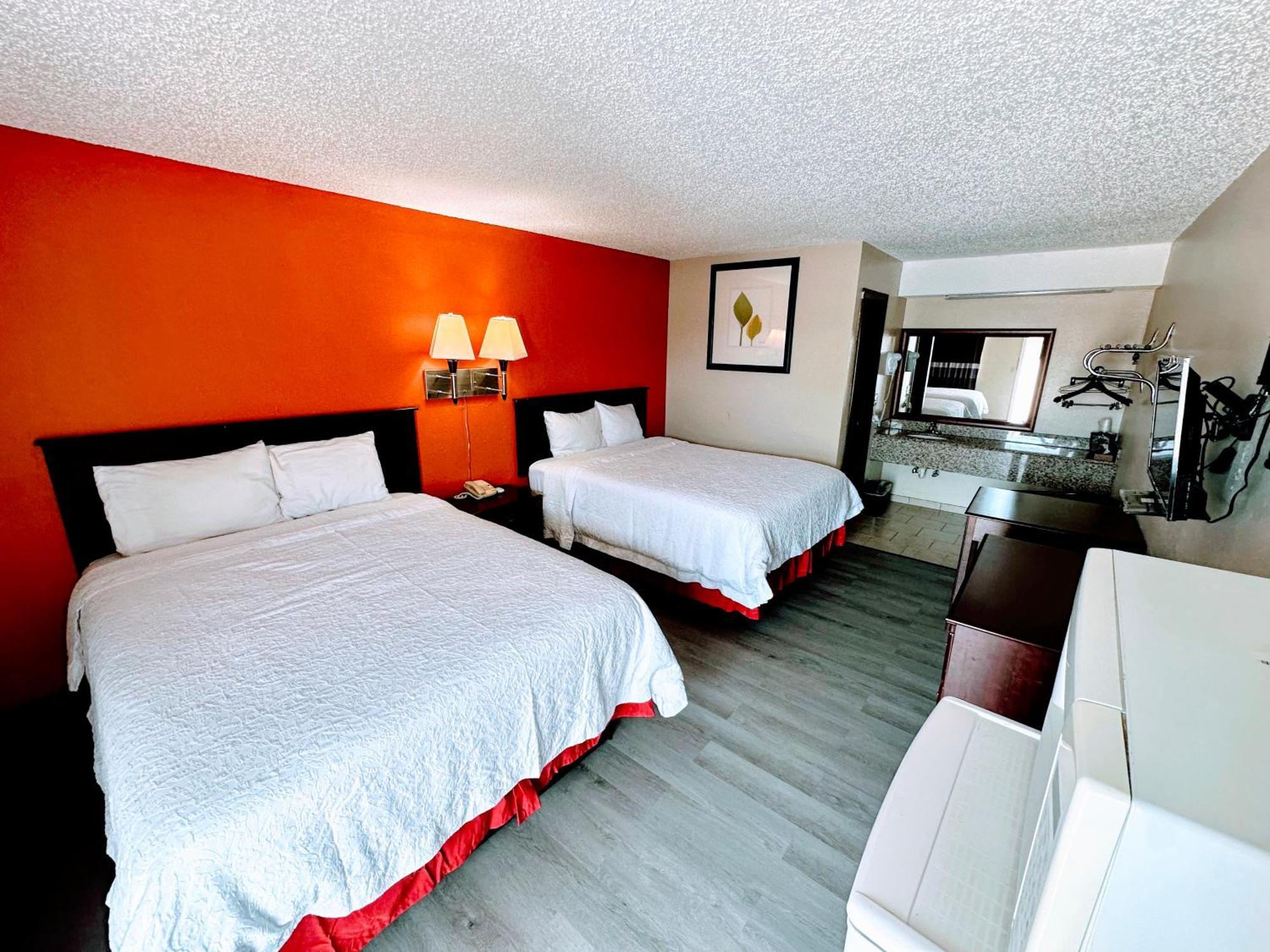 Relax Inn Henryetta エクステリア 写真