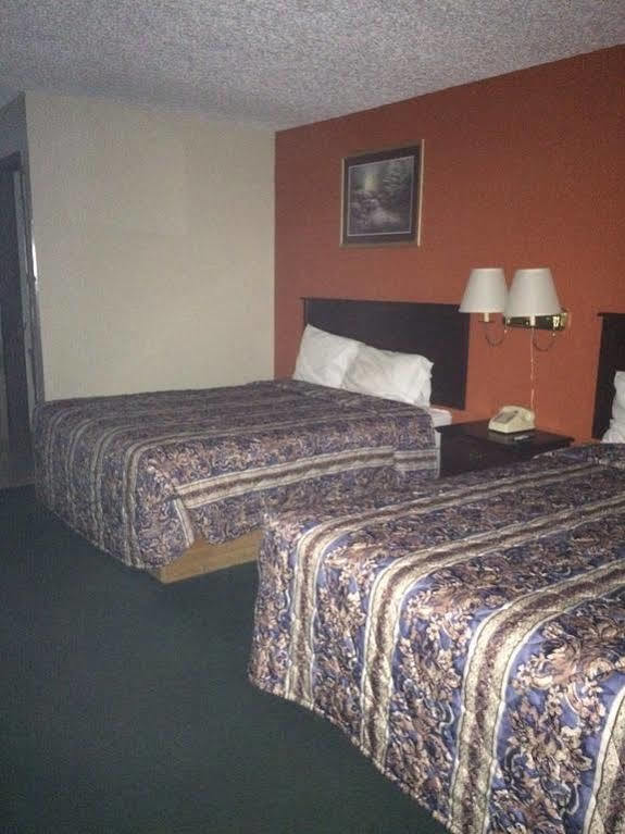 Relax Inn Henryetta エクステリア 写真