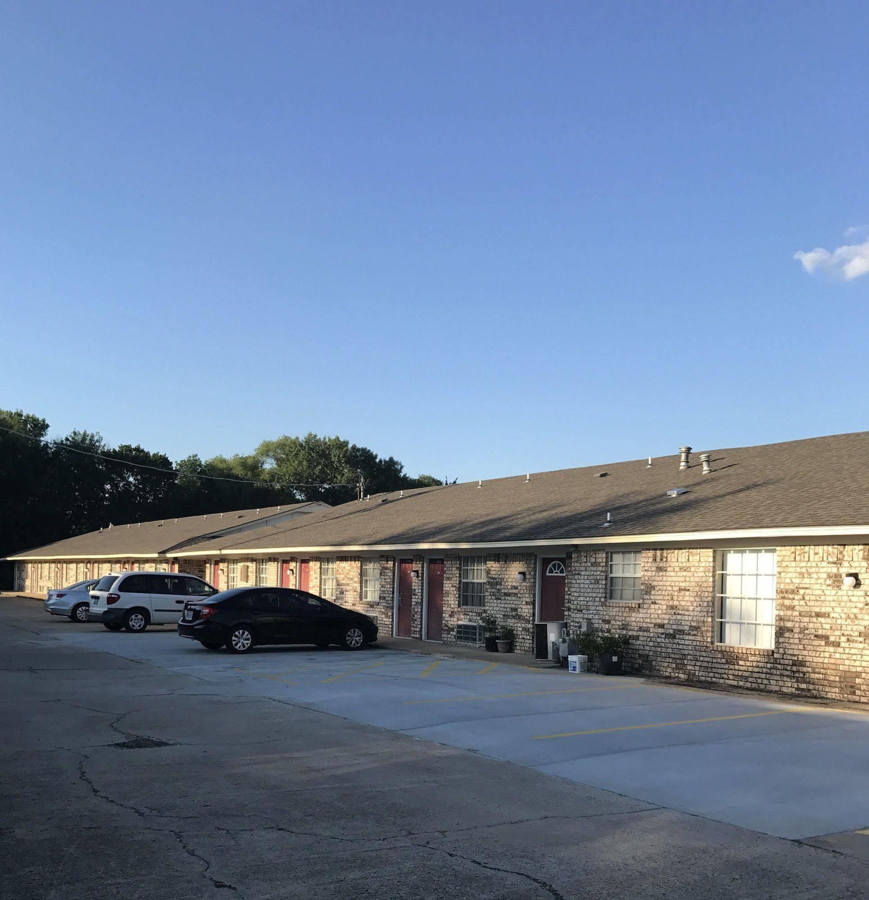 Relax Inn Henryetta エクステリア 写真
